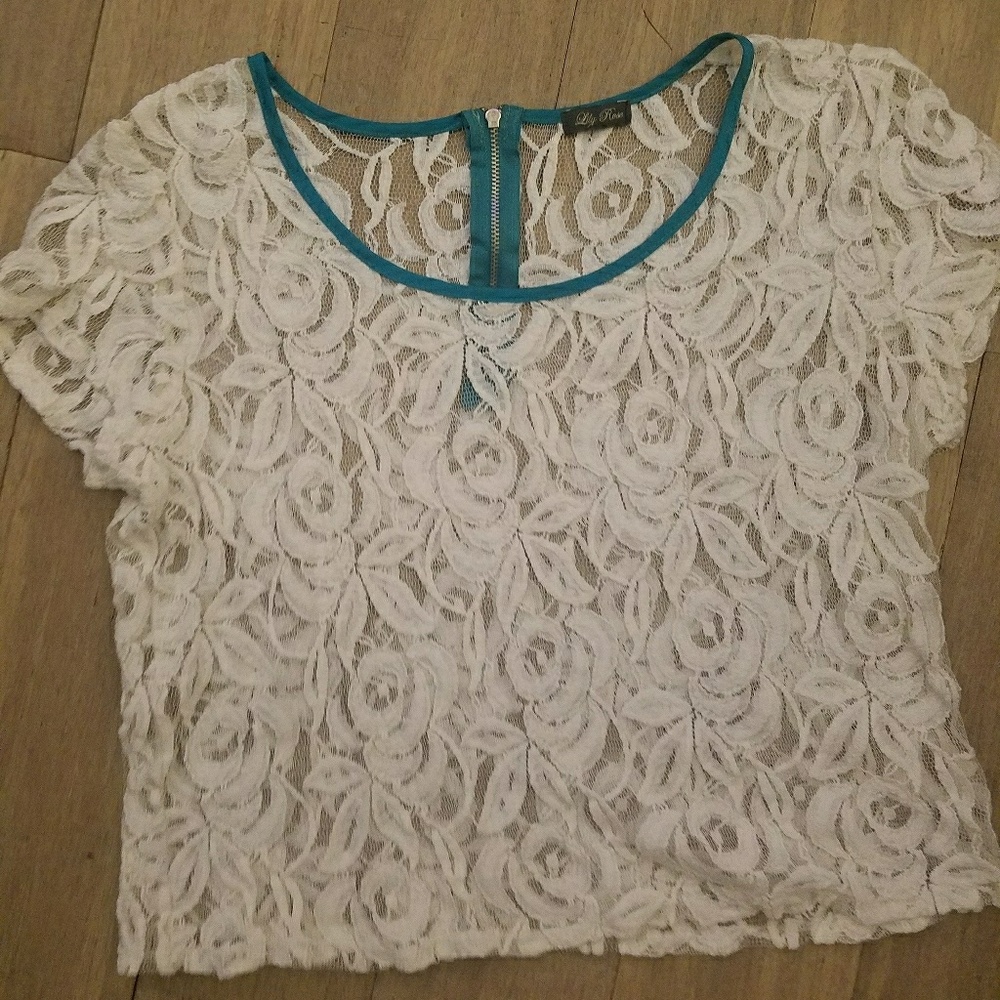 💜3 for $12💜 Lace crop top